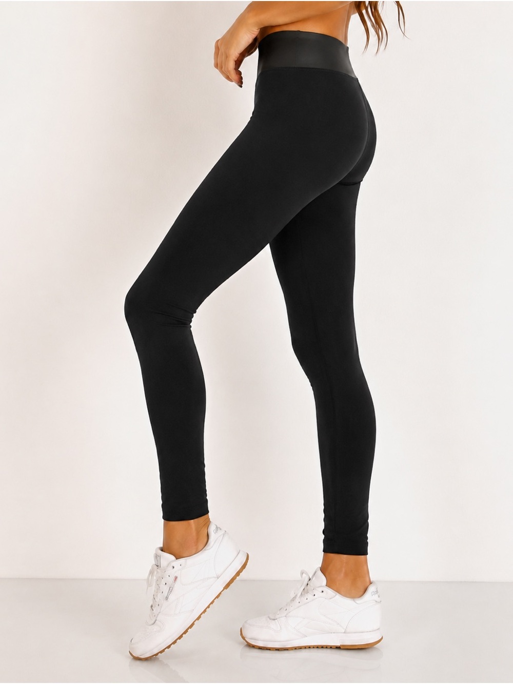 Brand New w Tags! OLYMPIA ACTIVEWEAR Black Kore Legging w Neoprene Waist Sz S